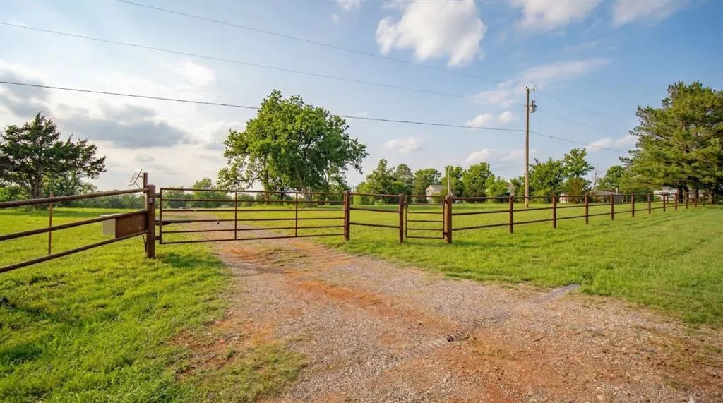 Photo 6 — 3941 Catfish Drive, Newalla, OK 74857