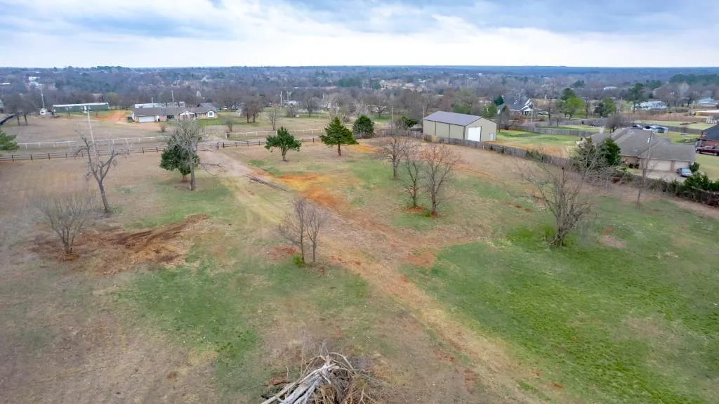 Photo 11 — 3941 Catfish Drive, Newalla, OK 74857