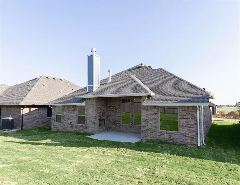 Photo 27 — 9216 NW 119th Street, Yukon, OK 73099
