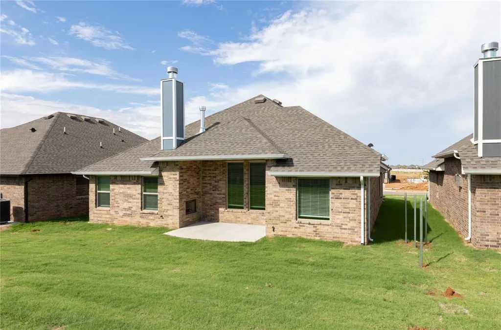 Photo 32 — 9216 NW 119th Street, Yukon, OK 73099