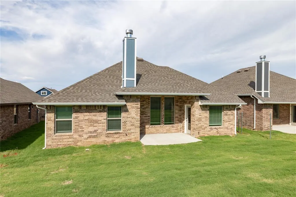 Photo 33 — 9216 NW 119th Street, Yukon, OK 73099