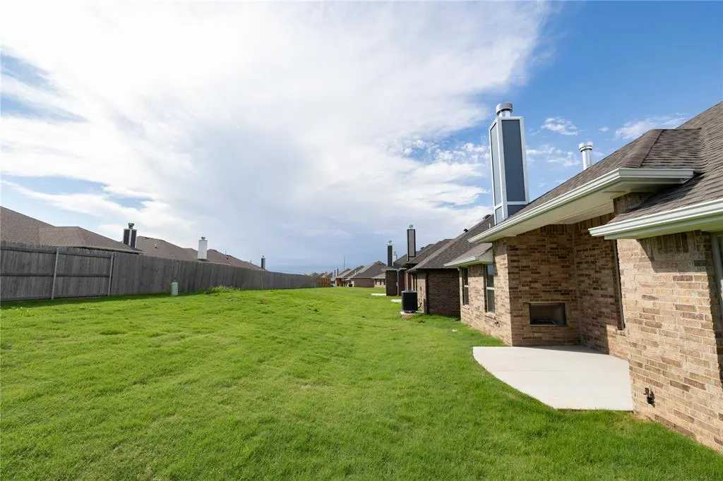 Photo 37 — 9216 NW 119th Street, Yukon, OK 73099