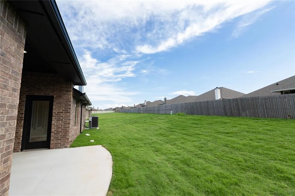 Photo 35 — 9220 NW 119th Street, Yukon, OK 73099