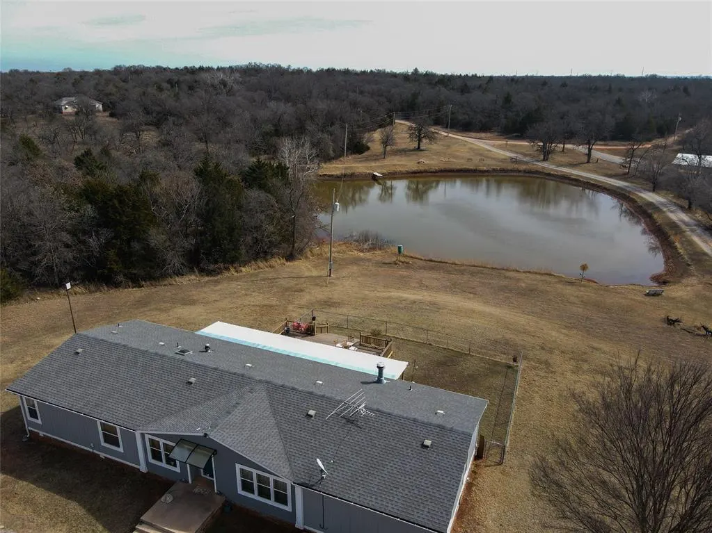 Photo 5 — 22901 N Henney Road, Luther, OK 73054