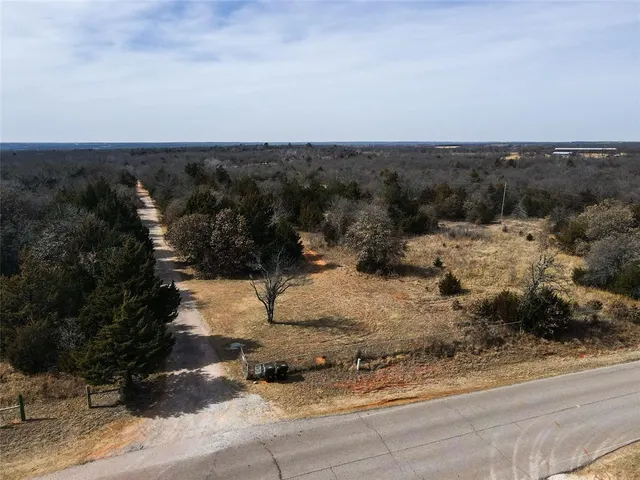Photo 6 — 22901 N Henney Road, Luther, OK 73054