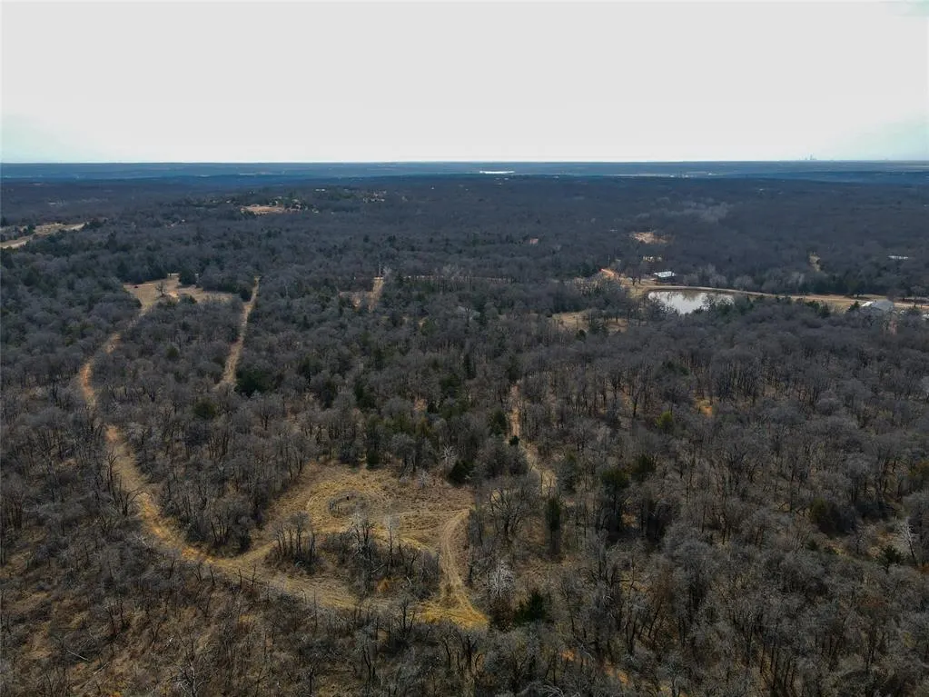 Photo 14 — 22901 N Henney Road, Luther, OK 73054