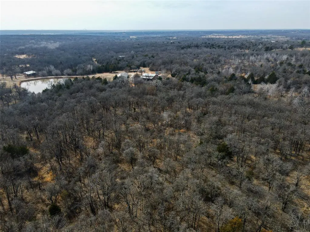 Photo 17 — 22901 N Henney Road, Luther, OK 73054