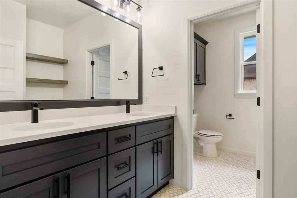 Photo 36 — 10140 Oakwood Drive, Edmond, OK 73025