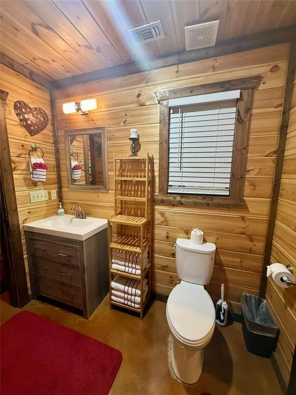Photo 13 — 8 Valor Court, Broken Bow, OK 74728