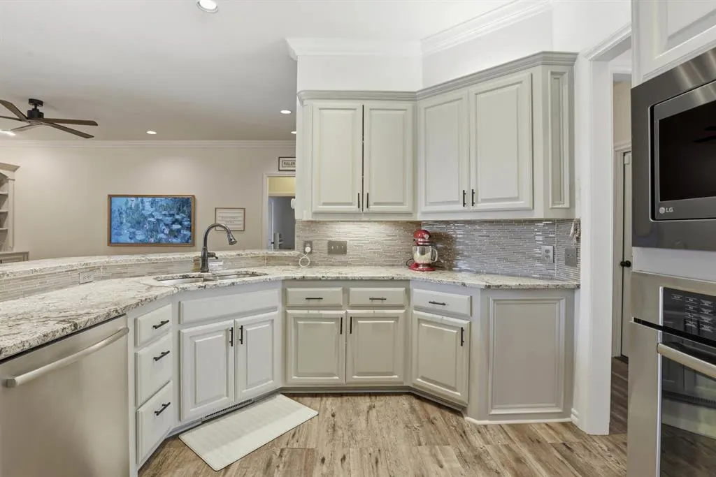 Photo 14 — 12217 Long Lake Boulevard, Oklahoma City, OK 73170