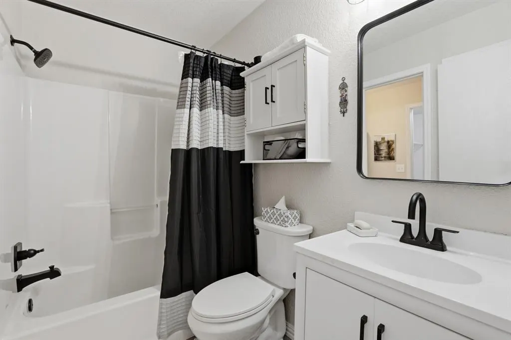 Photo 14 — 15501 Lilly Garden Lane, Oklahoma City, OK 73170