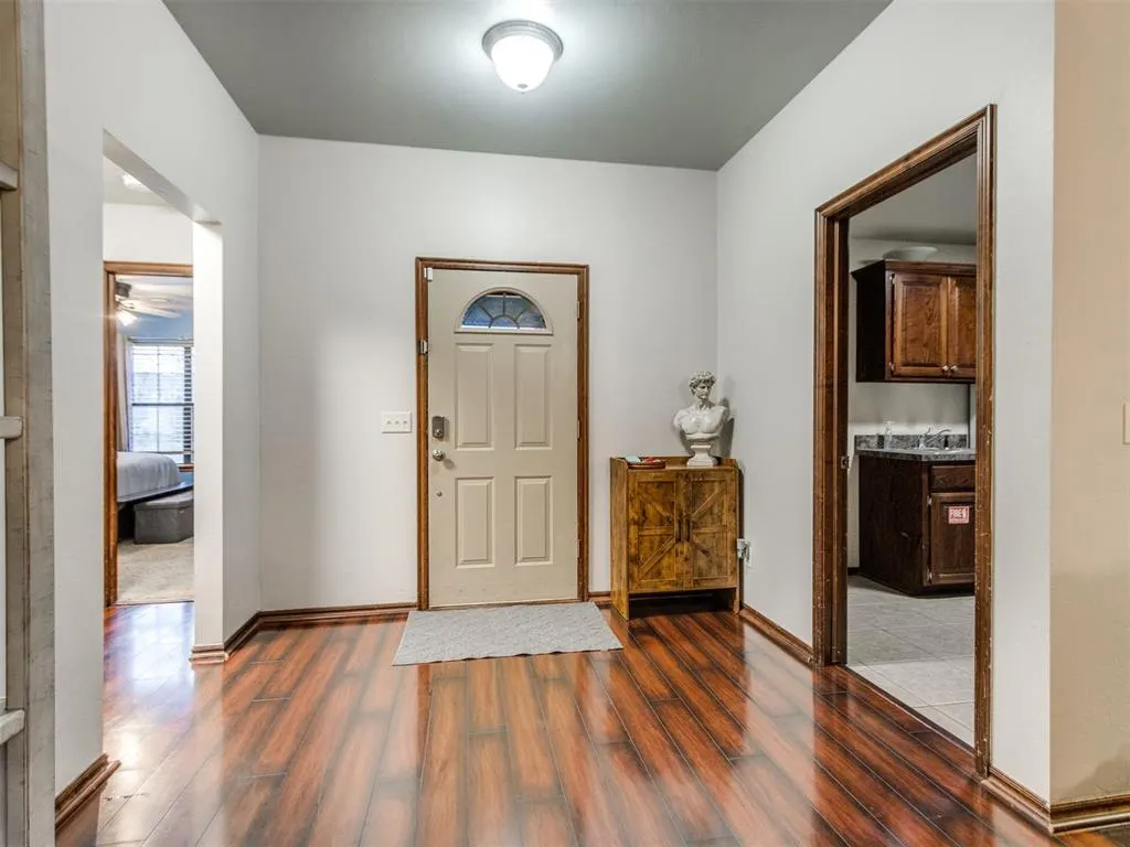 Photo 7 — 4204 Thorn Burn Place, Oklahoma City, OK 73179