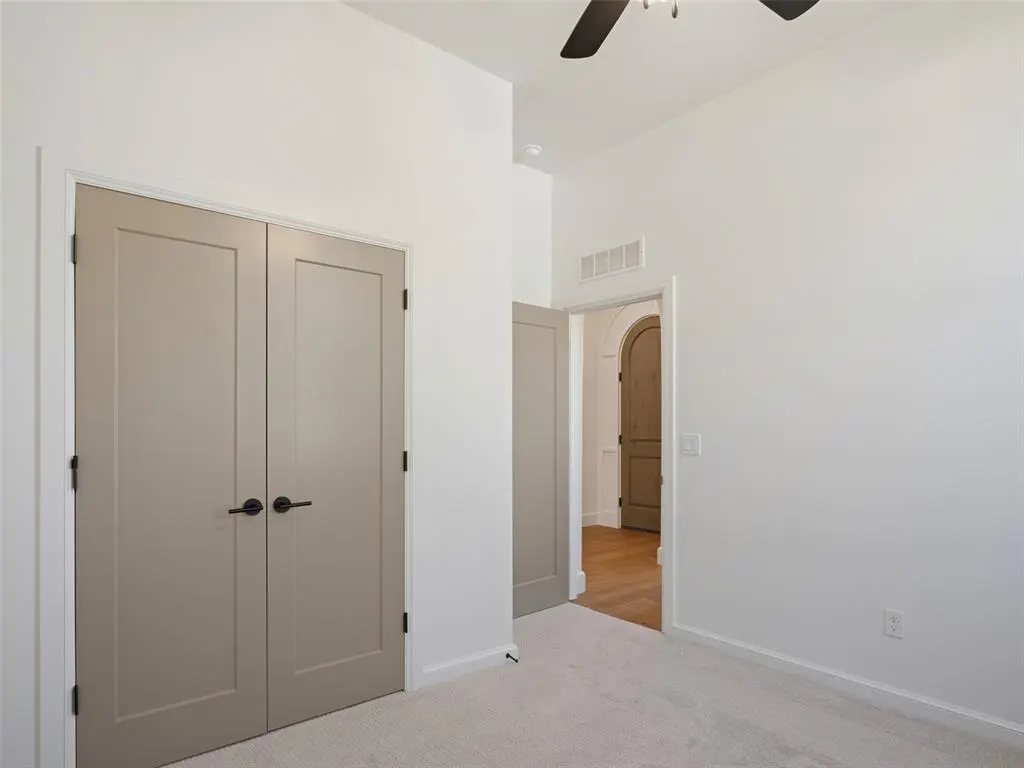 Photo 5 — 3803 Bedrock Drive, Norman, OK 73069