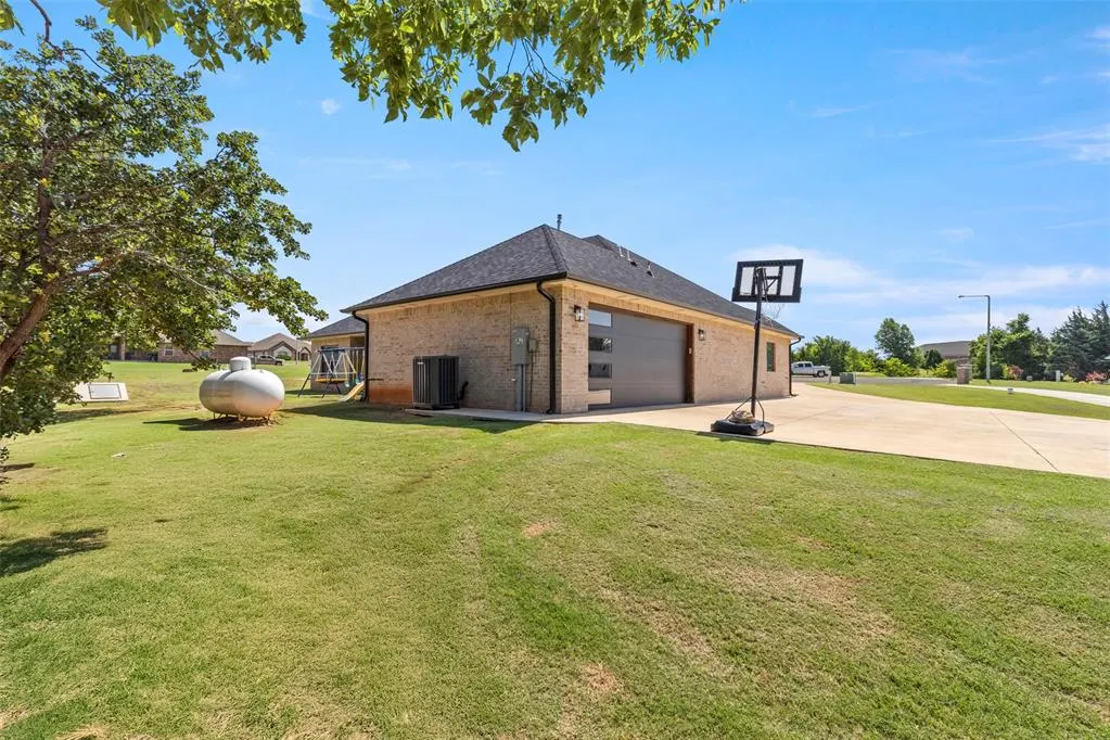 Photo 29 — 1074 Fawn Meadow Drive, Blanchard, OK 73010