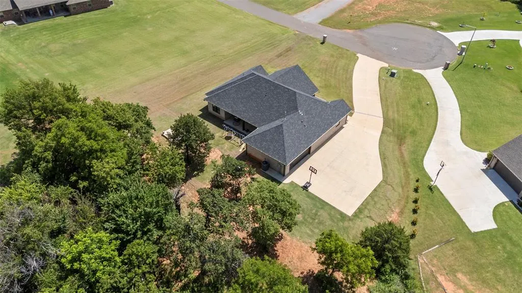 Photo 32 — 1074 Fawn Meadow Drive, Blanchard, OK 73010