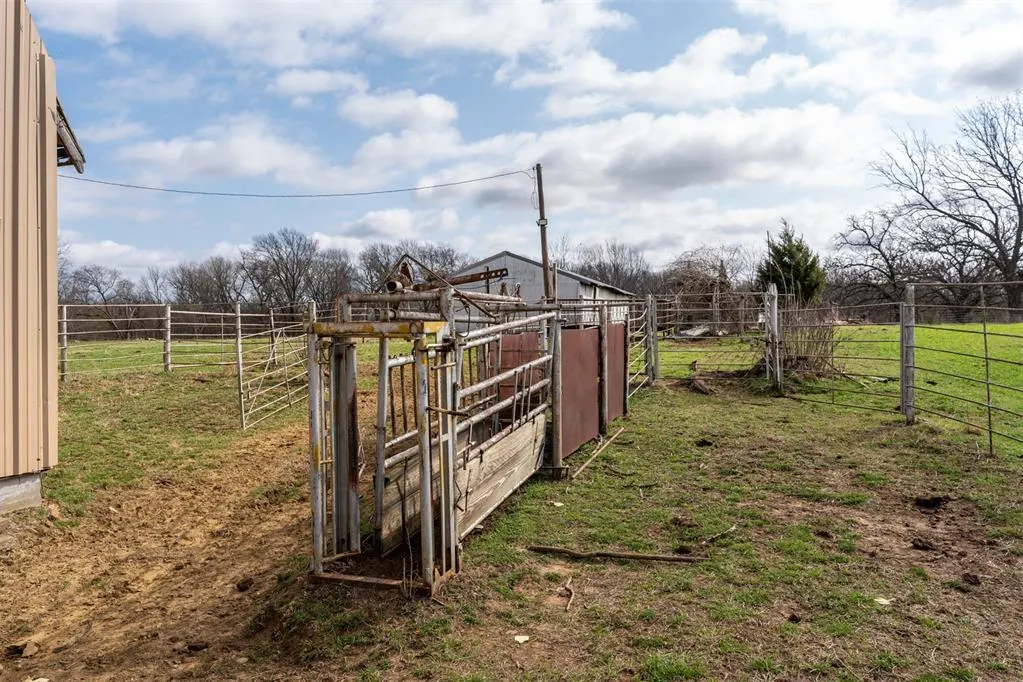 Photo 25 — 3740 Road Road, Okemah, OK 74859