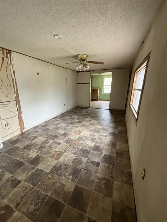 Photo 2 — 2512 SW H Avenue, Lawton, OK 73505