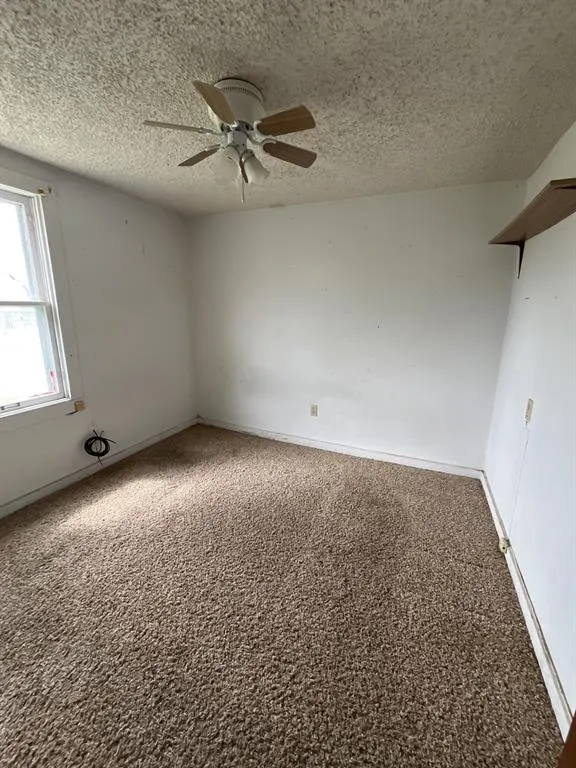 Photo 6 — 2512 SW H Avenue, Lawton, OK 73505