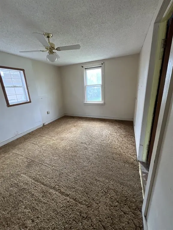 Photo 9 — 2512 SW H Avenue, Lawton, OK 73505