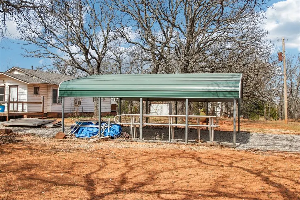 Photo 2 — 17101 Rudolph Lane, Norman, OK 73026