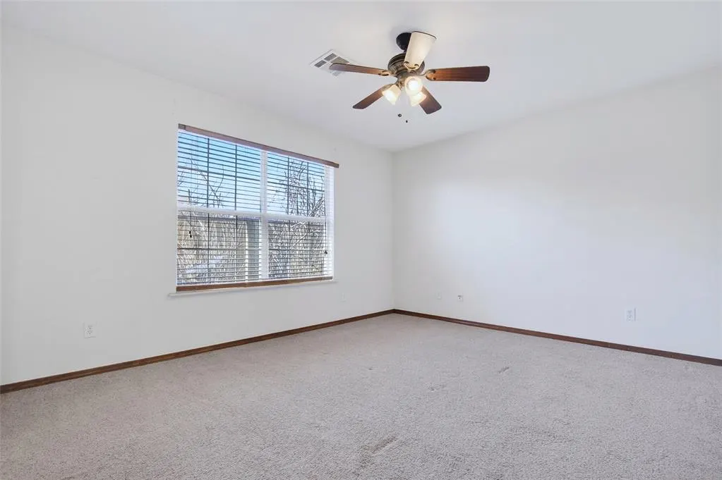 Photo 12 — 810 E Kc Court, Stillwater, OK 74075