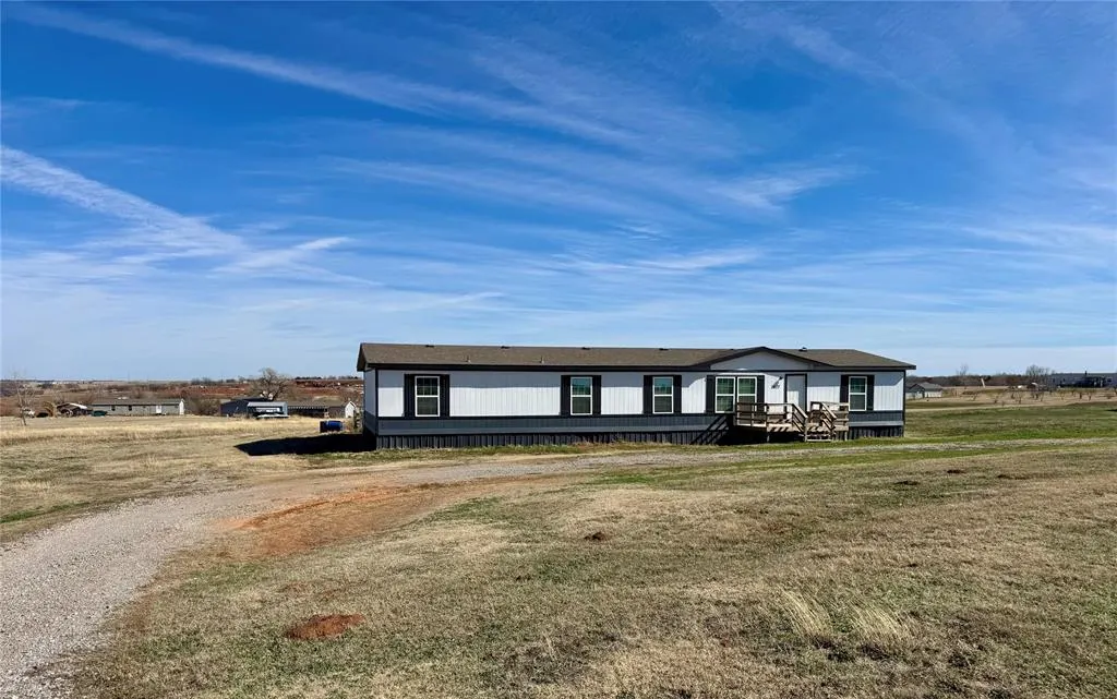 Front exterior — 2677 County Street 2856, Chickasha, OK 73018