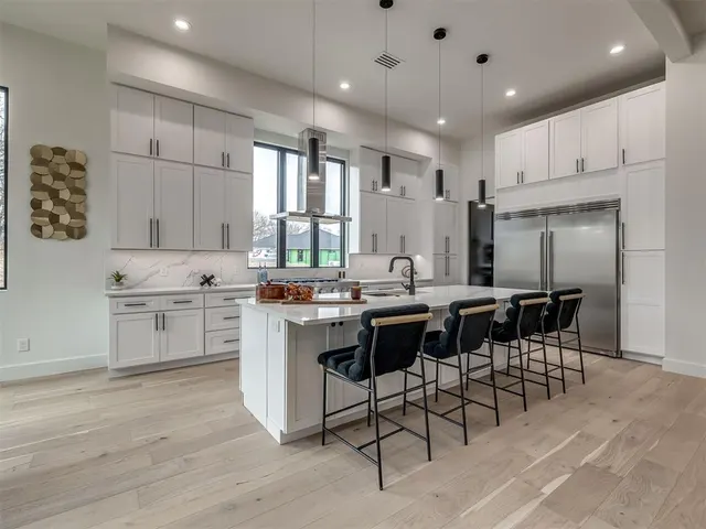 Photo 8 — 4400 Redbud Circle, Oklahoma City, OK 73111