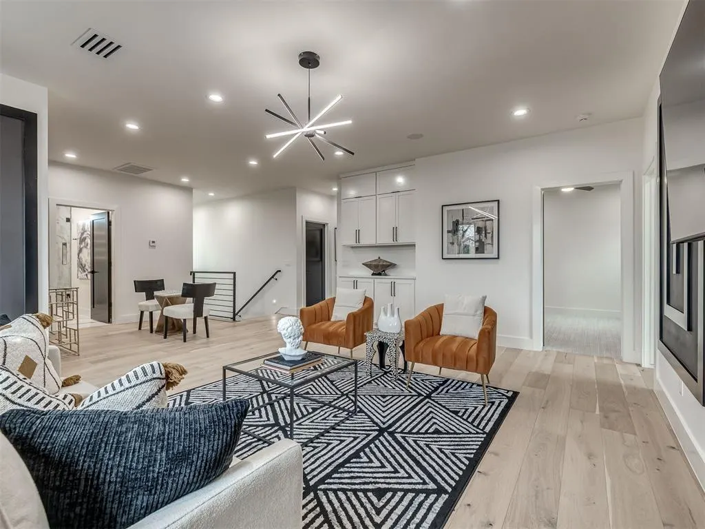 Photo 31 — 4400 Redbud Circle, Oklahoma City, OK 73111
