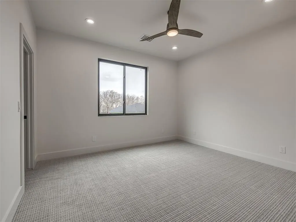 Photo 33 — 4400 Redbud Circle, Oklahoma City, OK 73111