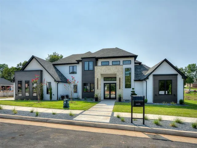 Front exterior — 4424 Redbud Circle, Oklahoma City, OK 73111