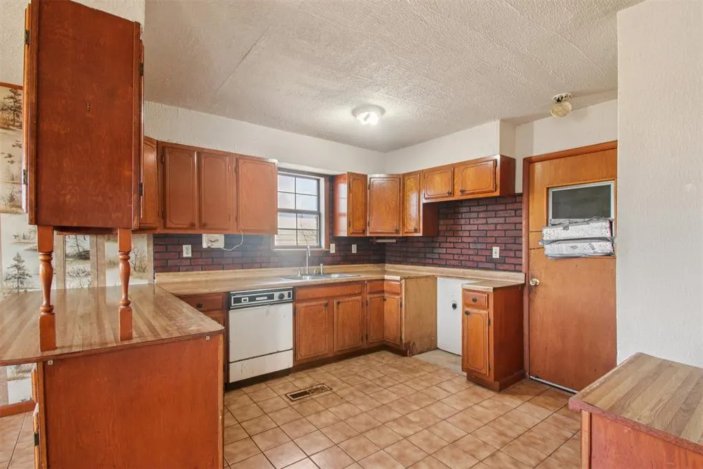 Photo 13 — 2814 County Street 2870, Chickasha, OK 73018