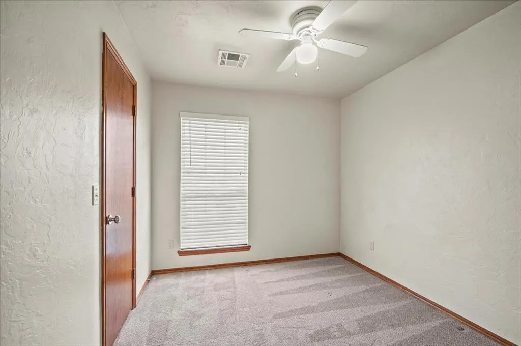 Photo 13 — 3705 Beal Avenue, Spencer, OK 73084