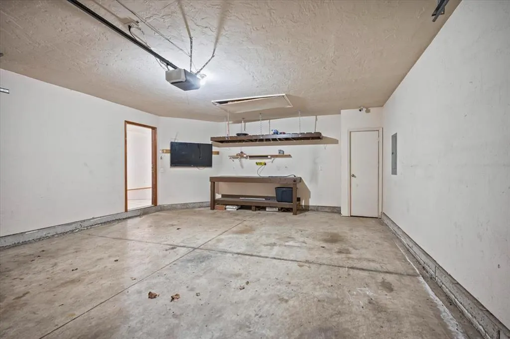 Photo 17 — 3705 Beal Avenue, Spencer, OK 73084