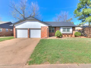 Sold home at 801 W 7th Street