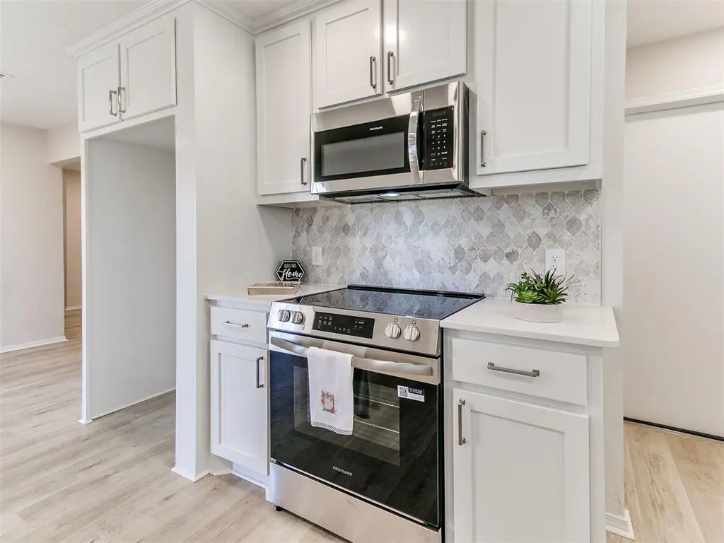 Photo 38 — 801 W 7th Street, Edmond, OK 73003