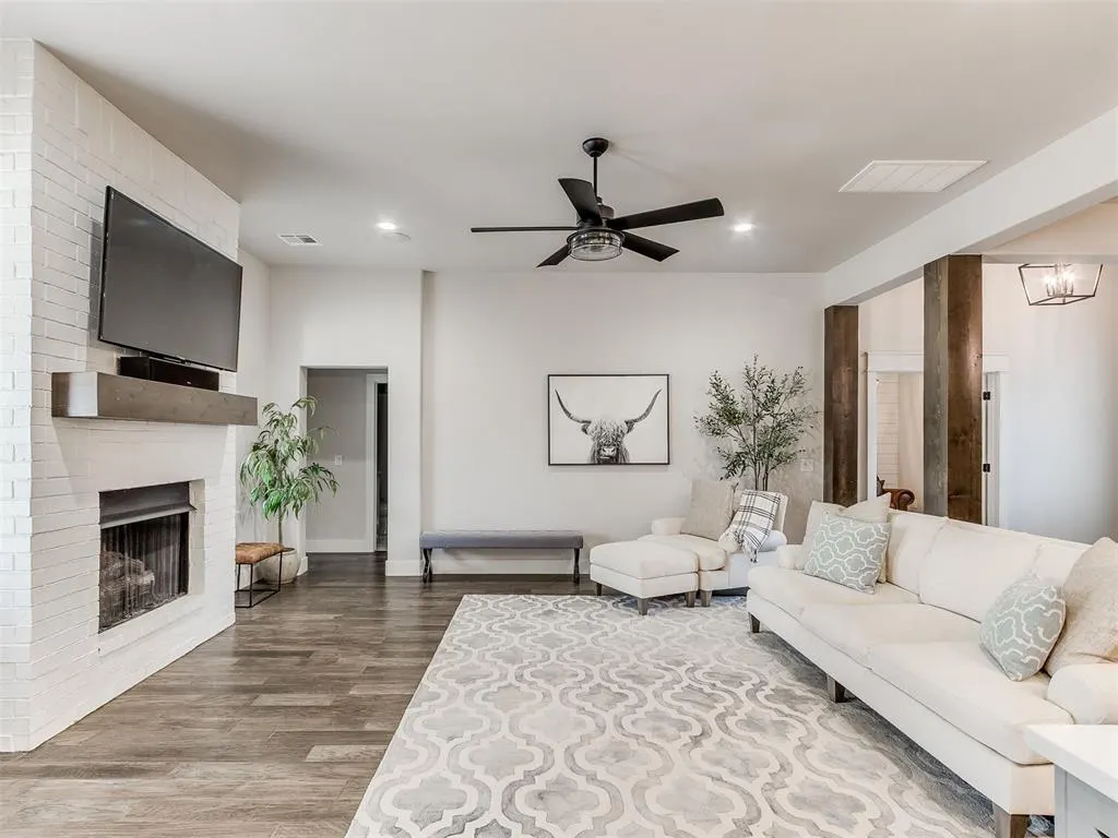 Photo 11 — 516 Mosswood Road, Norman, OK 73069