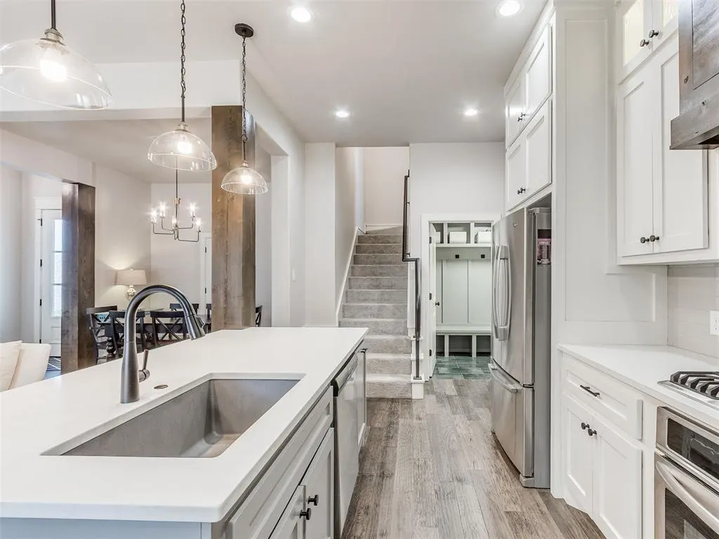 Photo 16 — 516 Mosswood Road, Norman, OK 73069