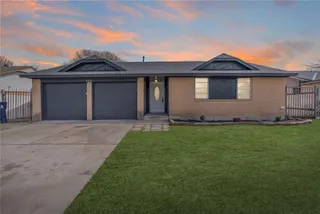 Sold home at 8408 S Drexel Place