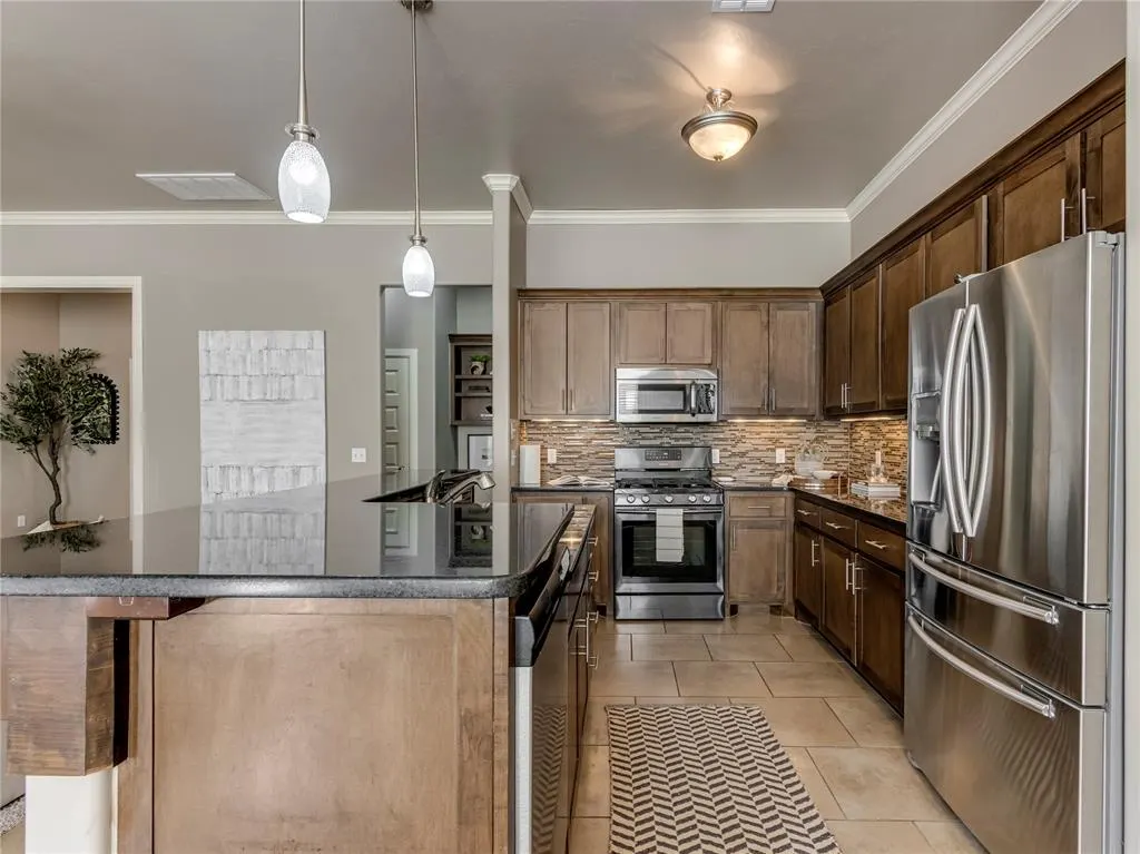 Photo 8 — 8304 NW 141st Circle, Oklahoma City, OK 73142