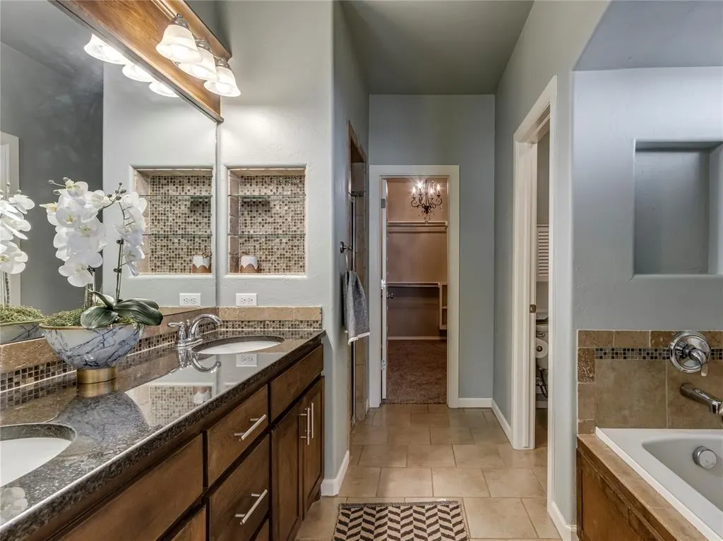 Photo 14 — 8304 NW 141st Circle, Oklahoma City, OK 73142