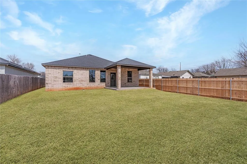 Photo 34 — 320 SE 45th Street, Oklahoma City, OK 73129