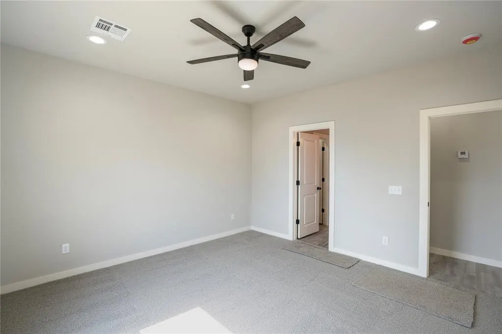 Photo 19 — 320 SE 45th Street, Oklahoma City, OK 73129