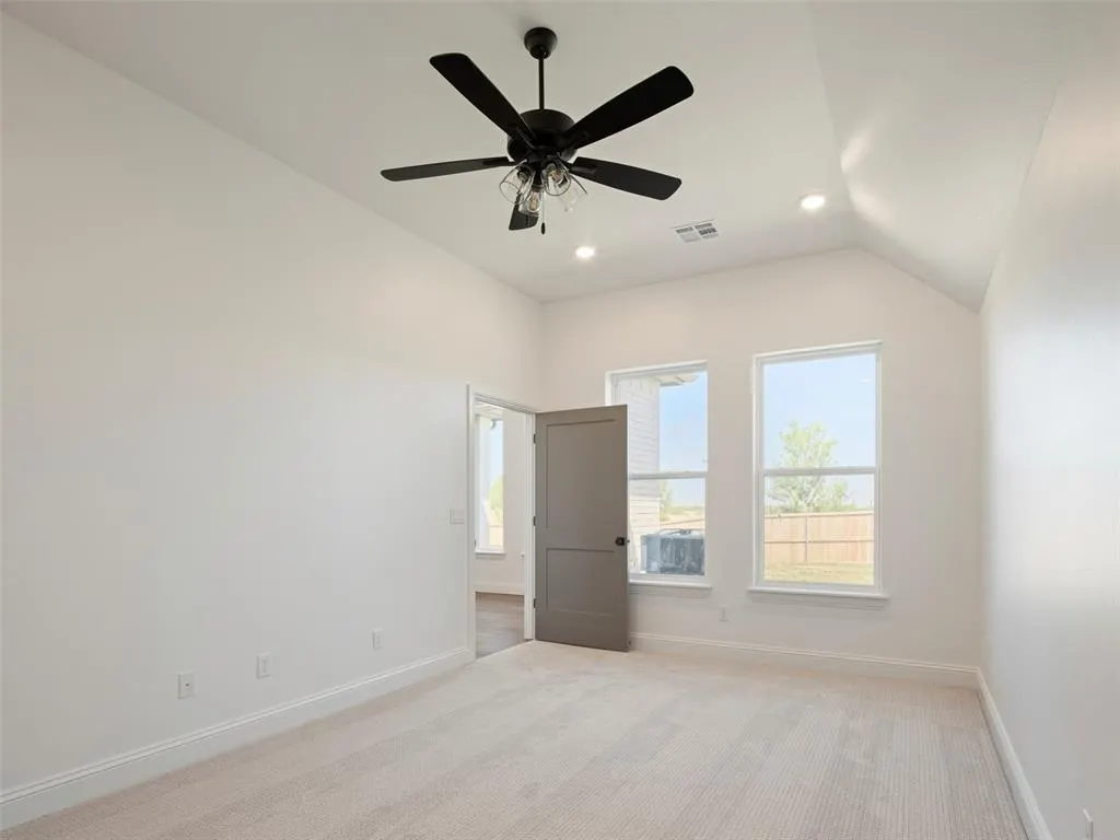 Photo 20 — 7809 NW 163rd Street, Oklahoma City, OK 73013