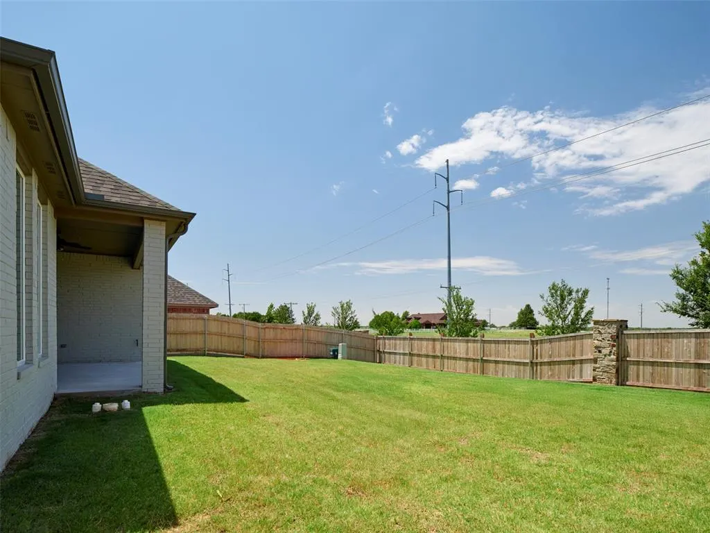 Photo 40 — 7809 NW 163rd Street, Oklahoma City, OK 73013