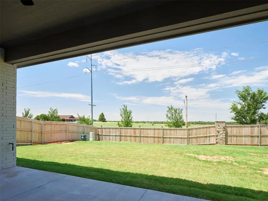 Photo 41 — 7809 NW 163rd Street, Oklahoma City, OK 73013