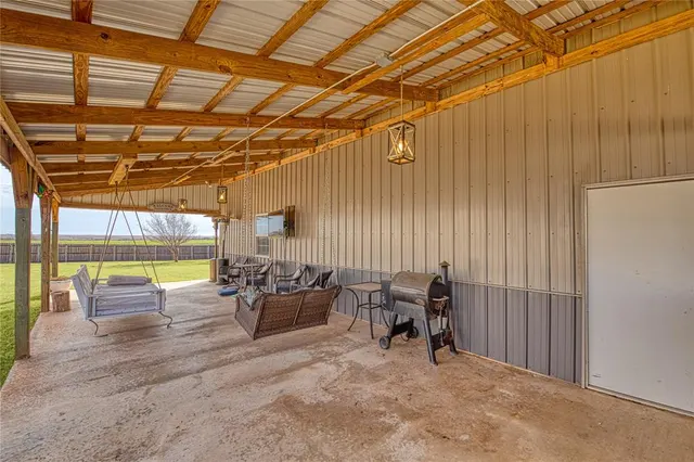 Photo 3 — 514 E Tenth Street, Leedey, OK 73654