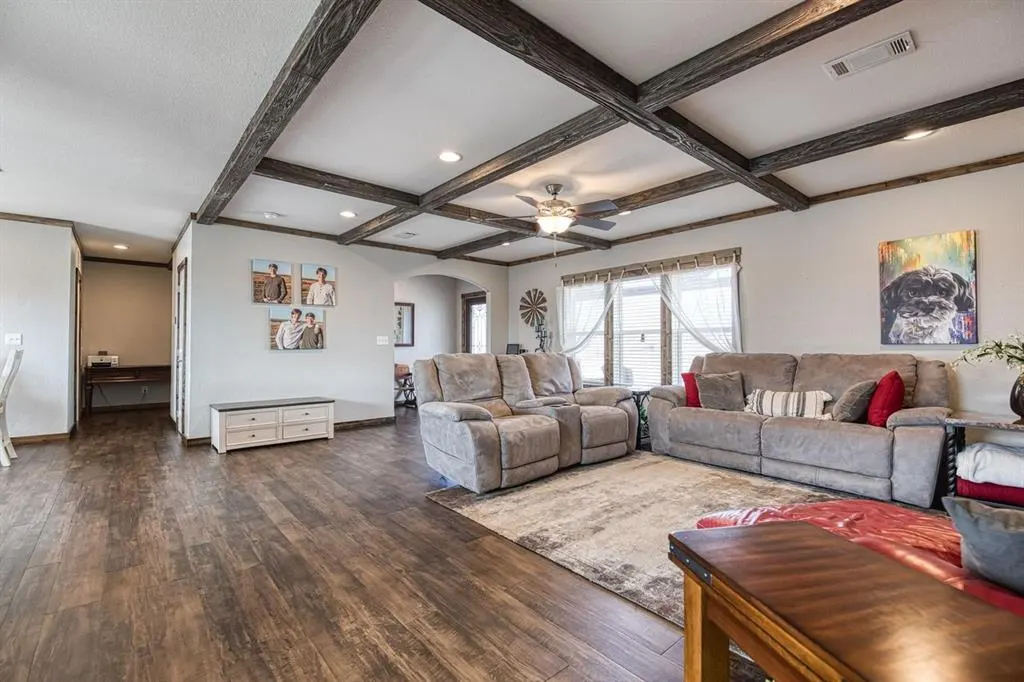 Photo 6 — 514 E Tenth Street, Leedey, OK 73654