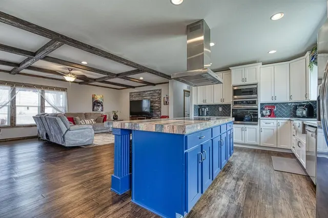 Photo 8 — 514 E Tenth Street, Leedey, OK 73654