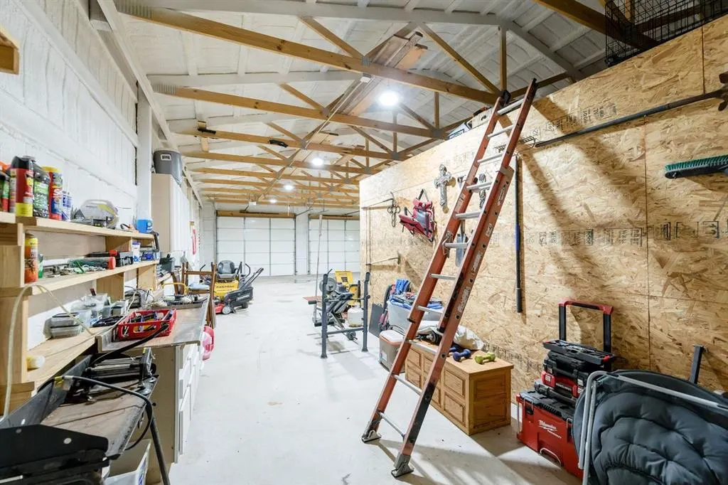 Photo 21 — 514 E Tenth Street, Leedey, OK 73654