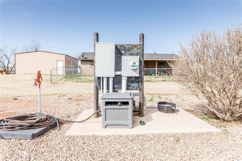 Photo 24 — 514 E Tenth Street, Leedey, OK 73654